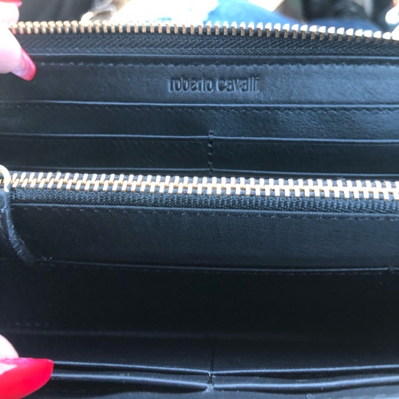 Roberto Cavalli Wallet in Black Smooth Leather - Picture 3 of 6